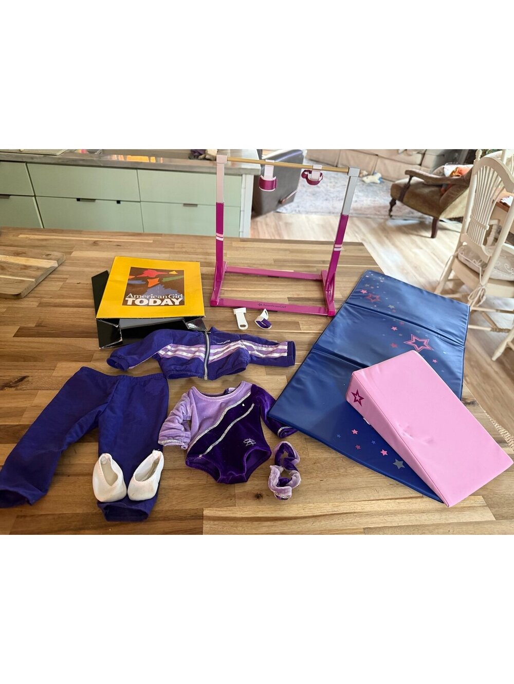 Retired American Girl Truly Me Gymnastics Set w/ Original Box & Extras EUC doll